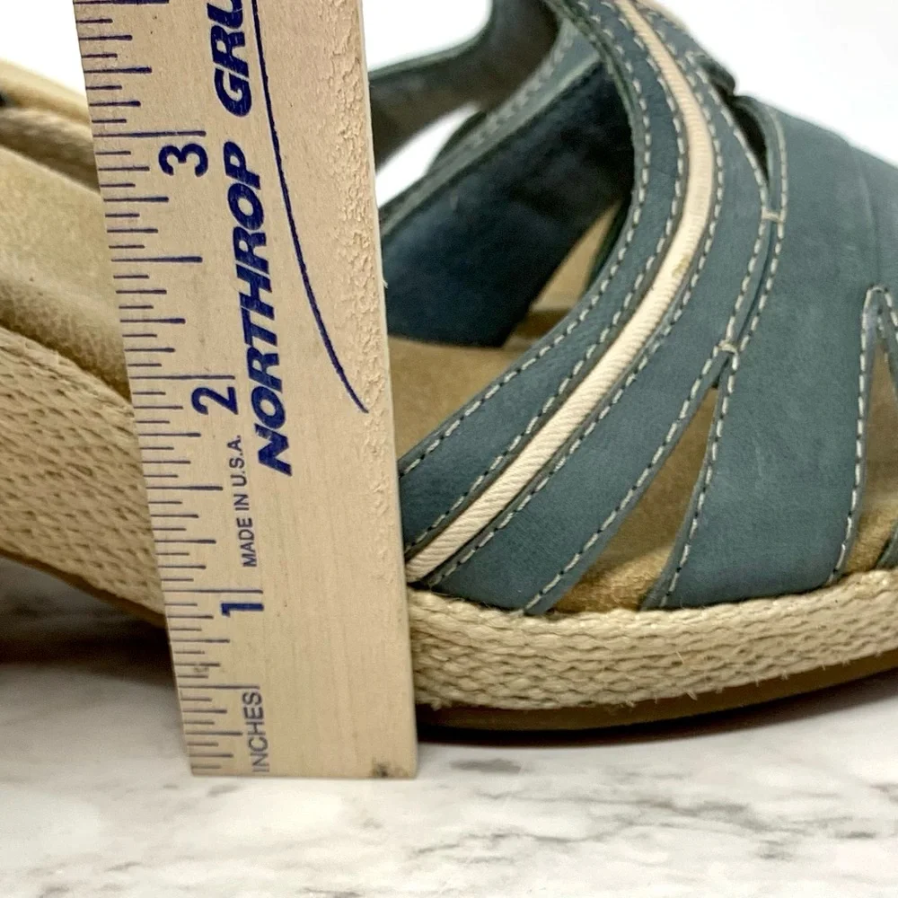 Clarks Blue Leather T-Strap Platform Comfort Platforms 10 Nautical Resortwear